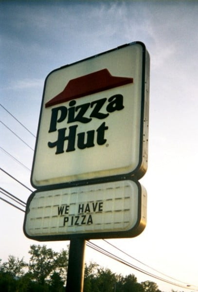 Pizza_Hut_Sign