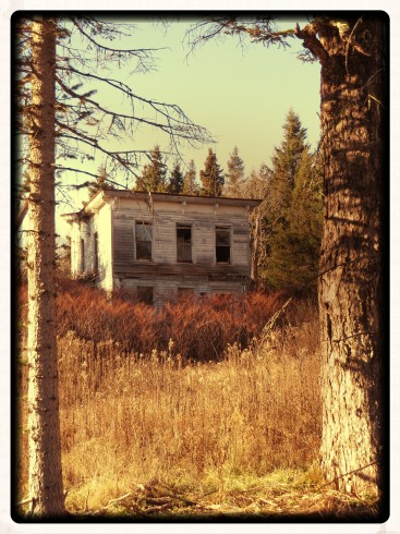Very Creepy Abandoned House